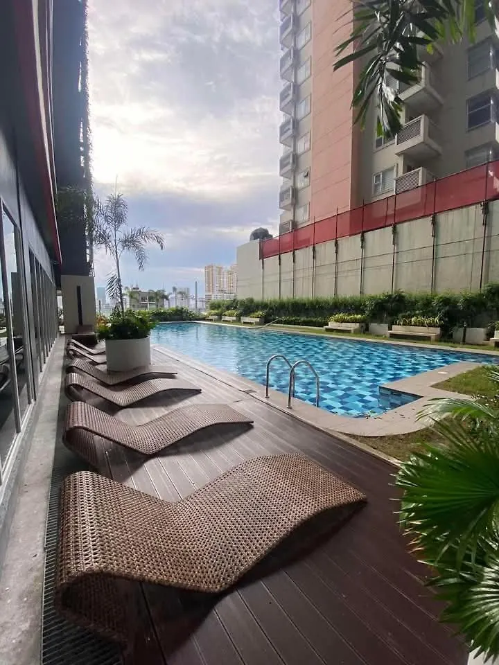 Arq Staycation - Red Residences Makati Manila